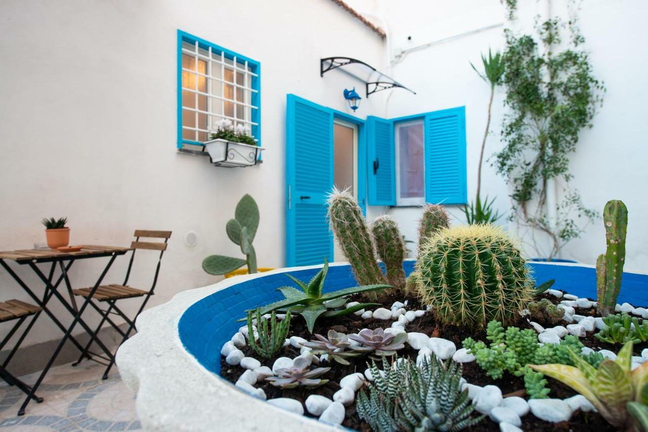 Light Blue - Apartment In The Middle Of Everything Torre Annunziata Exteriör bild