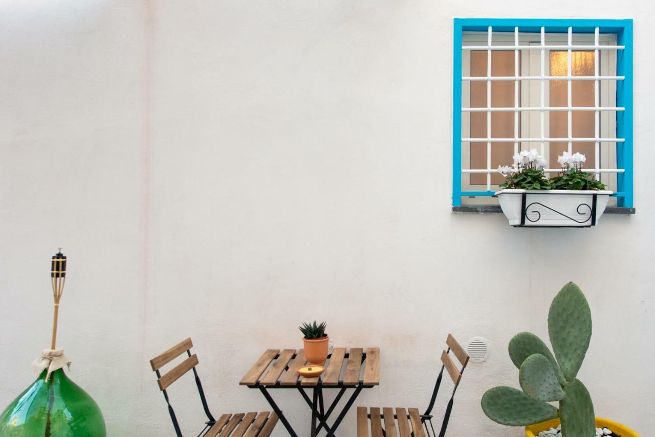 Light Blue - Apartment In The Middle Of Everything Torre Annunziata Exteriör bild