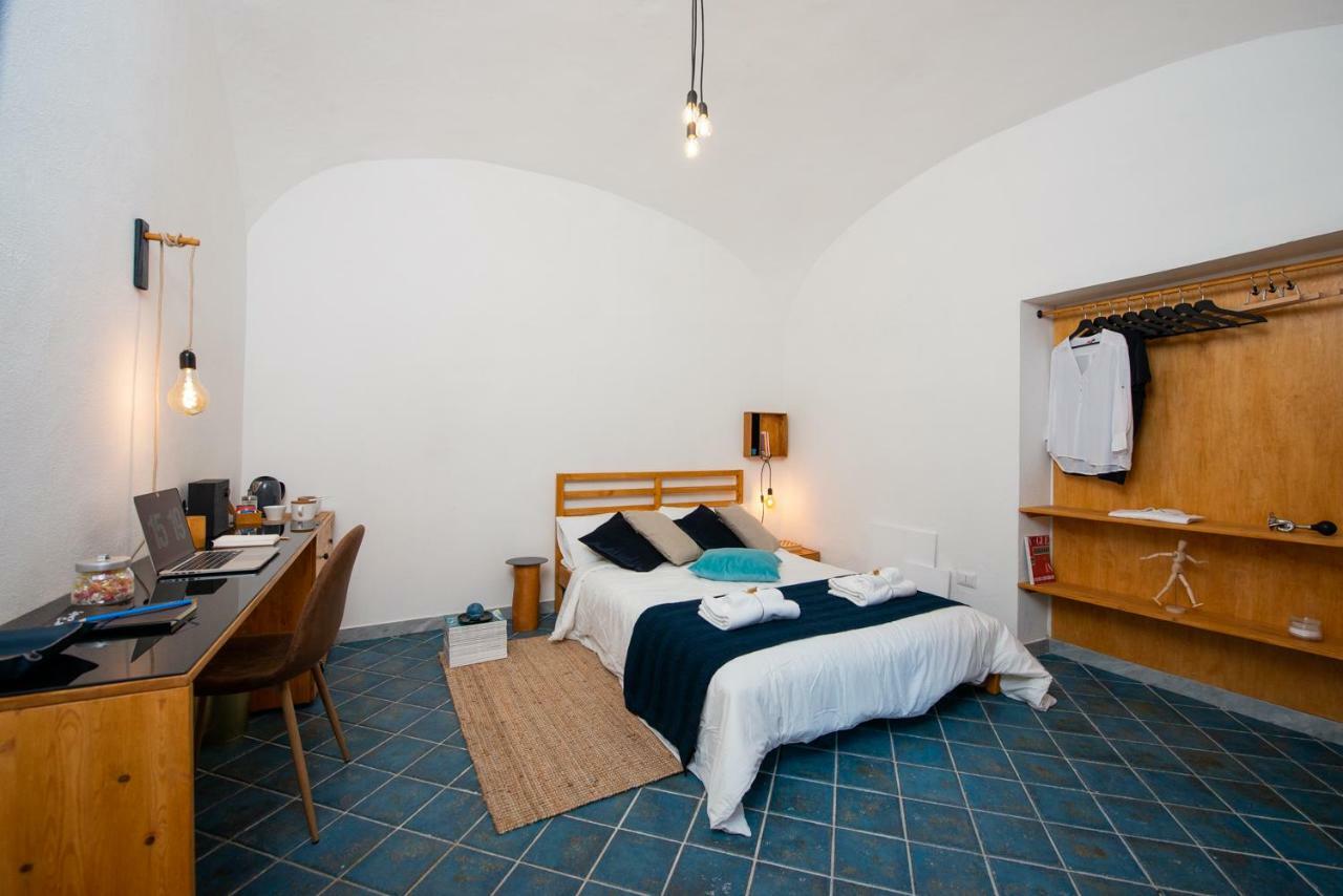 Light Blue - Apartment In The Middle Of Everything Torre Annunziata Exteriör bild